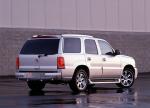 Cadillac Escalade 2002 года